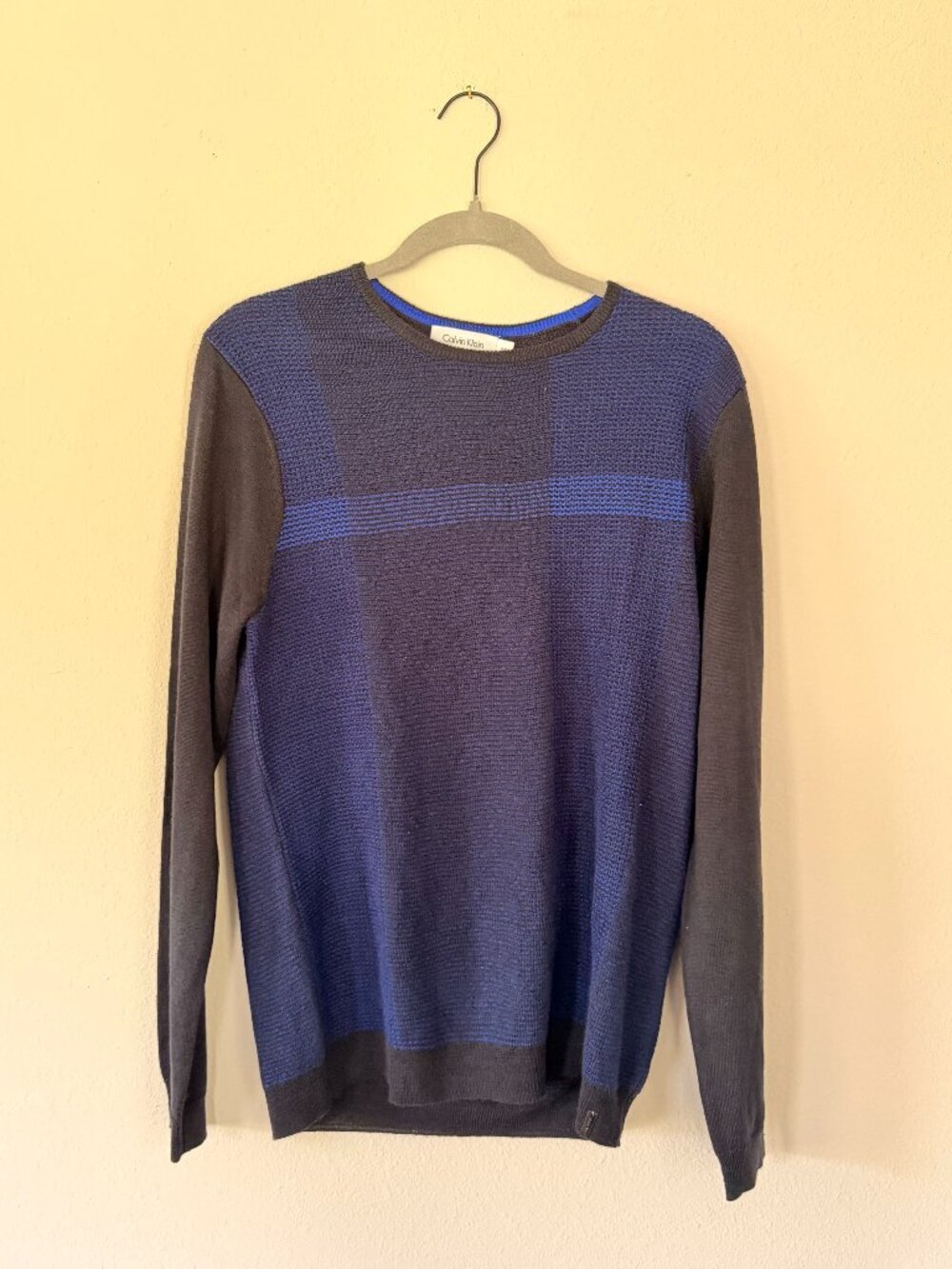 Calvin Klein Merino Wool Blend Plaid Sweater | Blue Gray Knit Pullover
